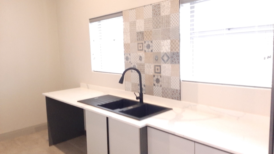 3 Bedroom Property for Sale in Heather Park Western Cape